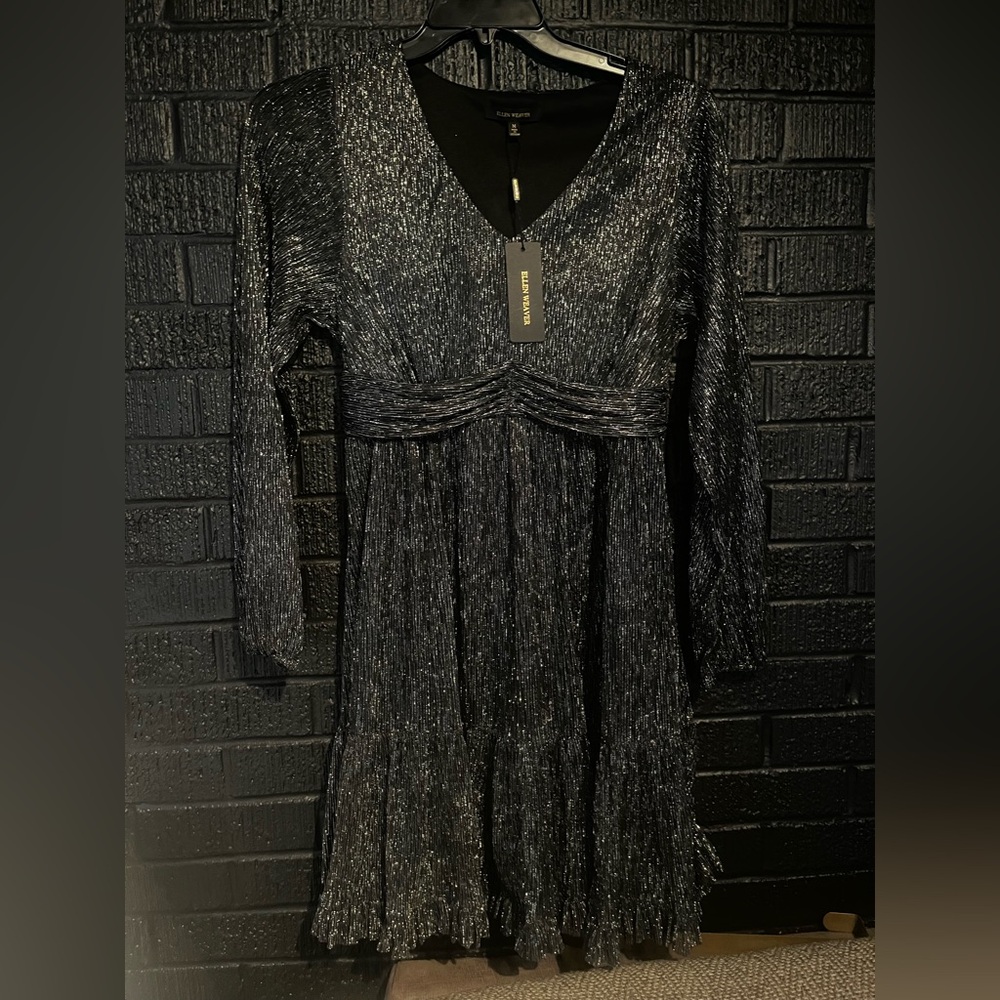 Chic Black Shimmer Long Sleeve Dress